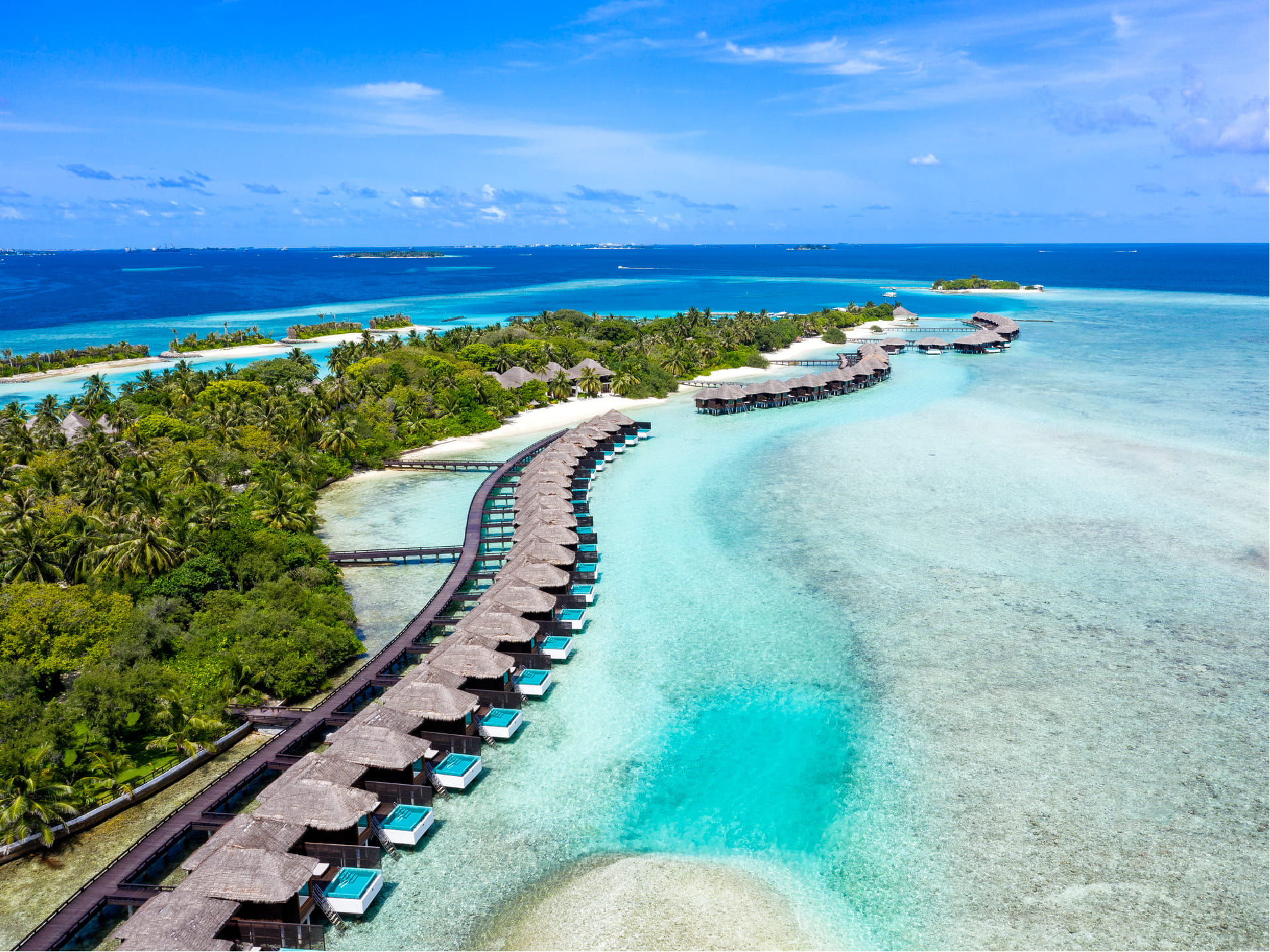 Sheraton Maldives Full Moon Resort & Spa